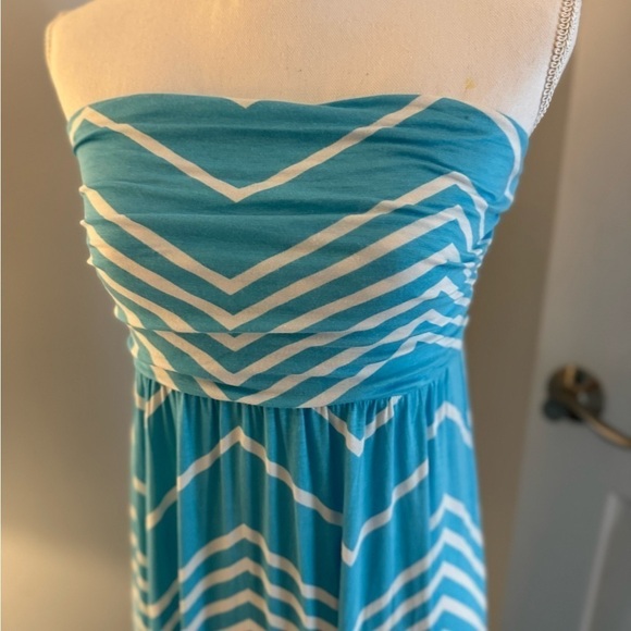 NWT turquoises and white chevron Maxi Dress womens  size L strapless - Picture 5 of 11